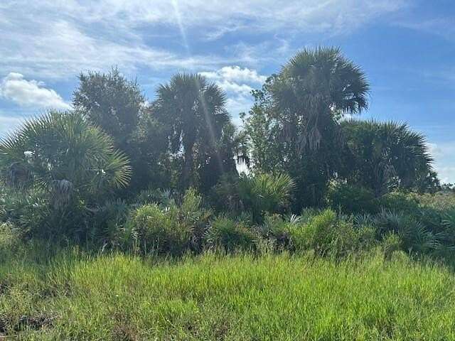 2.5 Acres of Land for Sale in Okeechobee, Florida