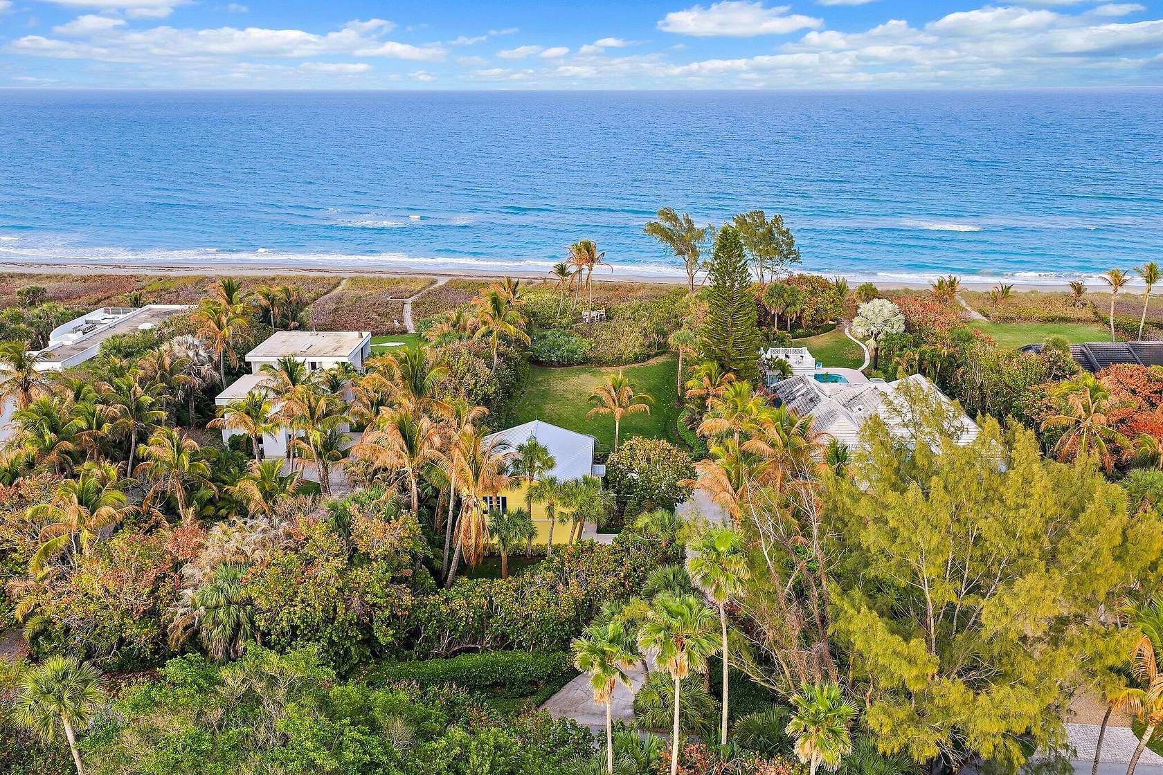 0.89 Acres of Residential Land for Sale in Jupiter Island, Florida