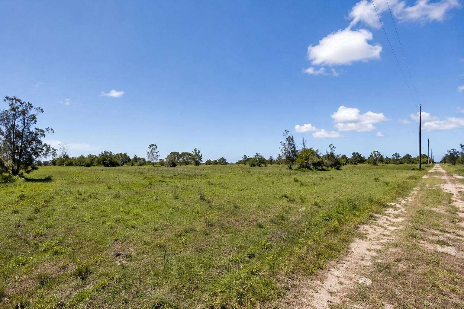 1.25 Acres of Residential Land for Sale in Okeechobee, Florida