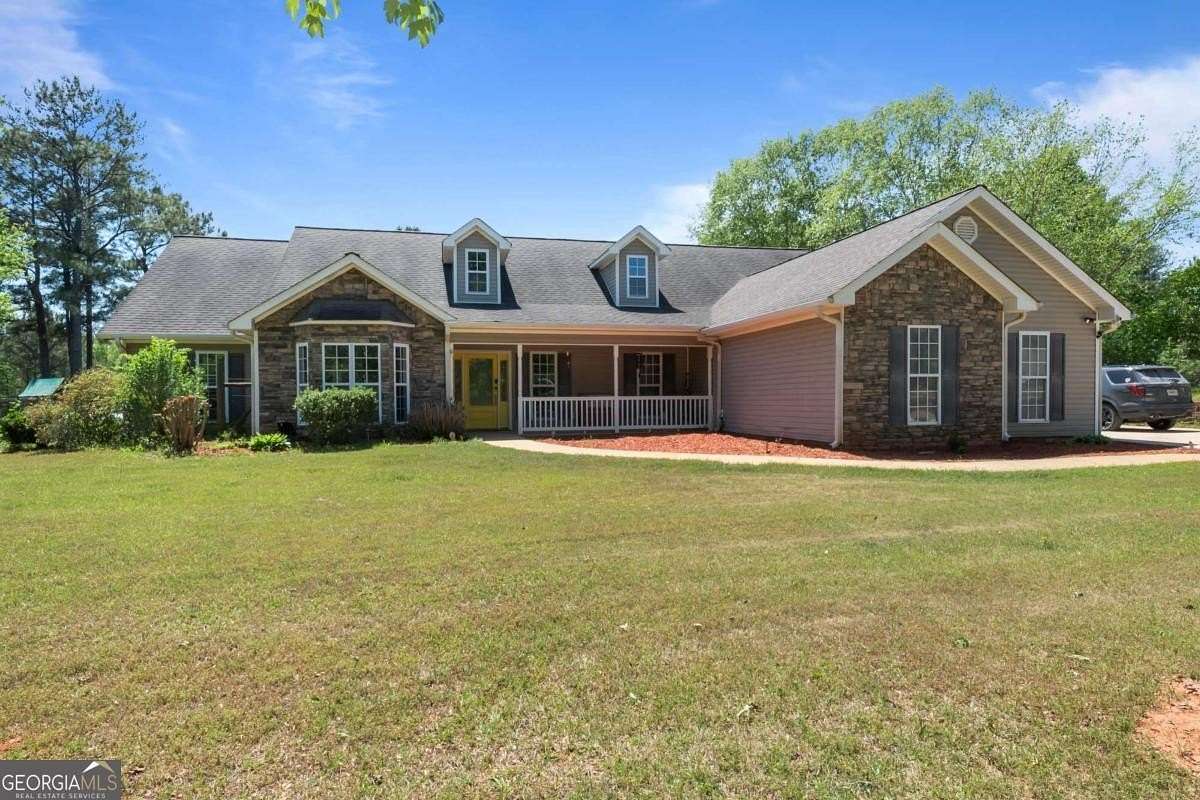 6.83 Acres of Land with Home for Sale in Hogansville, Georgia