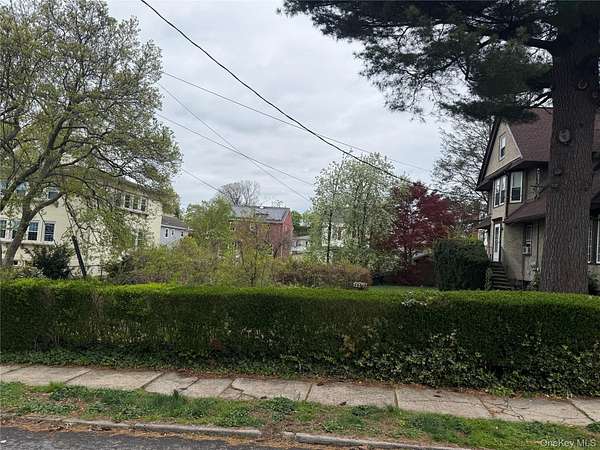 0.11 Acres of Residential Land for Sale in Mamaroneck, New York