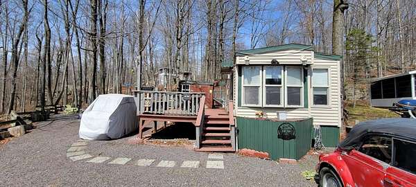 0.26 Acres of Residential Land for Sale in Gouldsboro, Pennsylvania