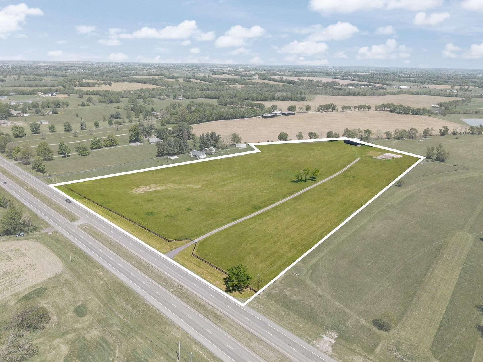 16.6 Acres of Land for Sale in Danville, Kentucky