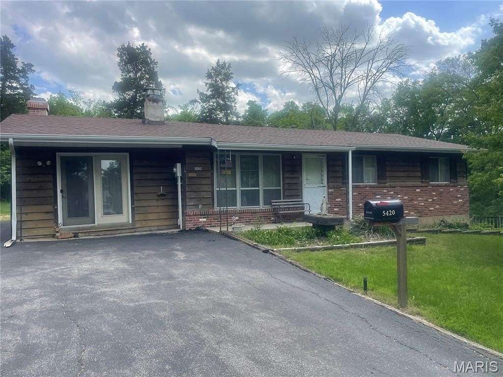 9.56 Acres of Land with Home for Sale in Hillsboro, Missouri