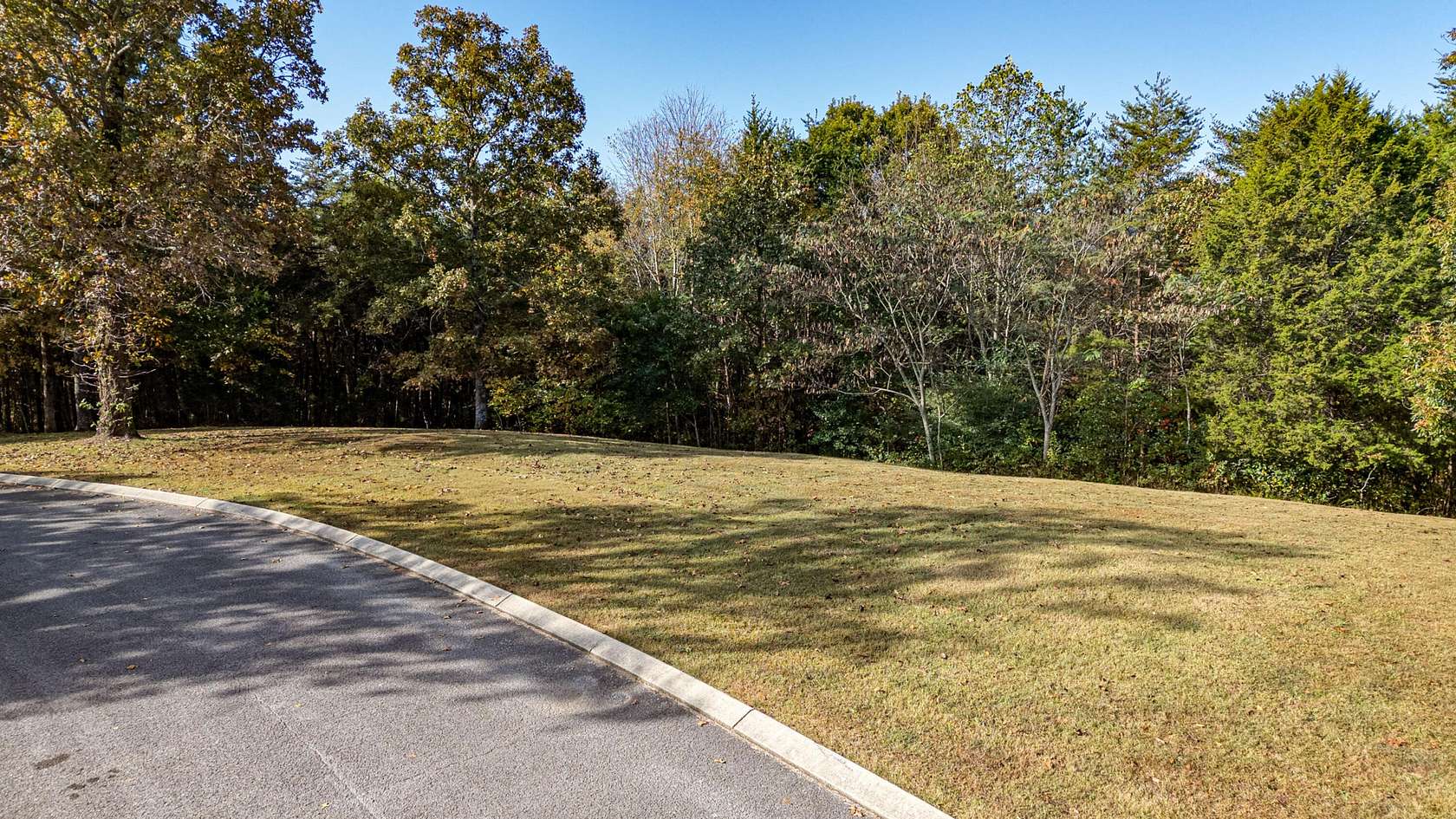 1.12 Acres of Residential Land for Sale in Dunlap, Tennessee