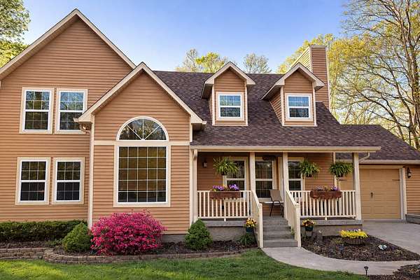 1.57 Acres of Land with Home for Sale in Pegram, Tennessee