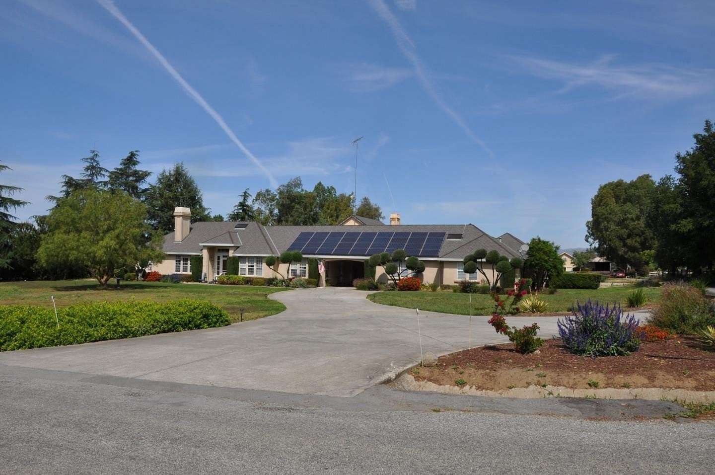 5 Acres of Land with Home for Sale in Hollister, California