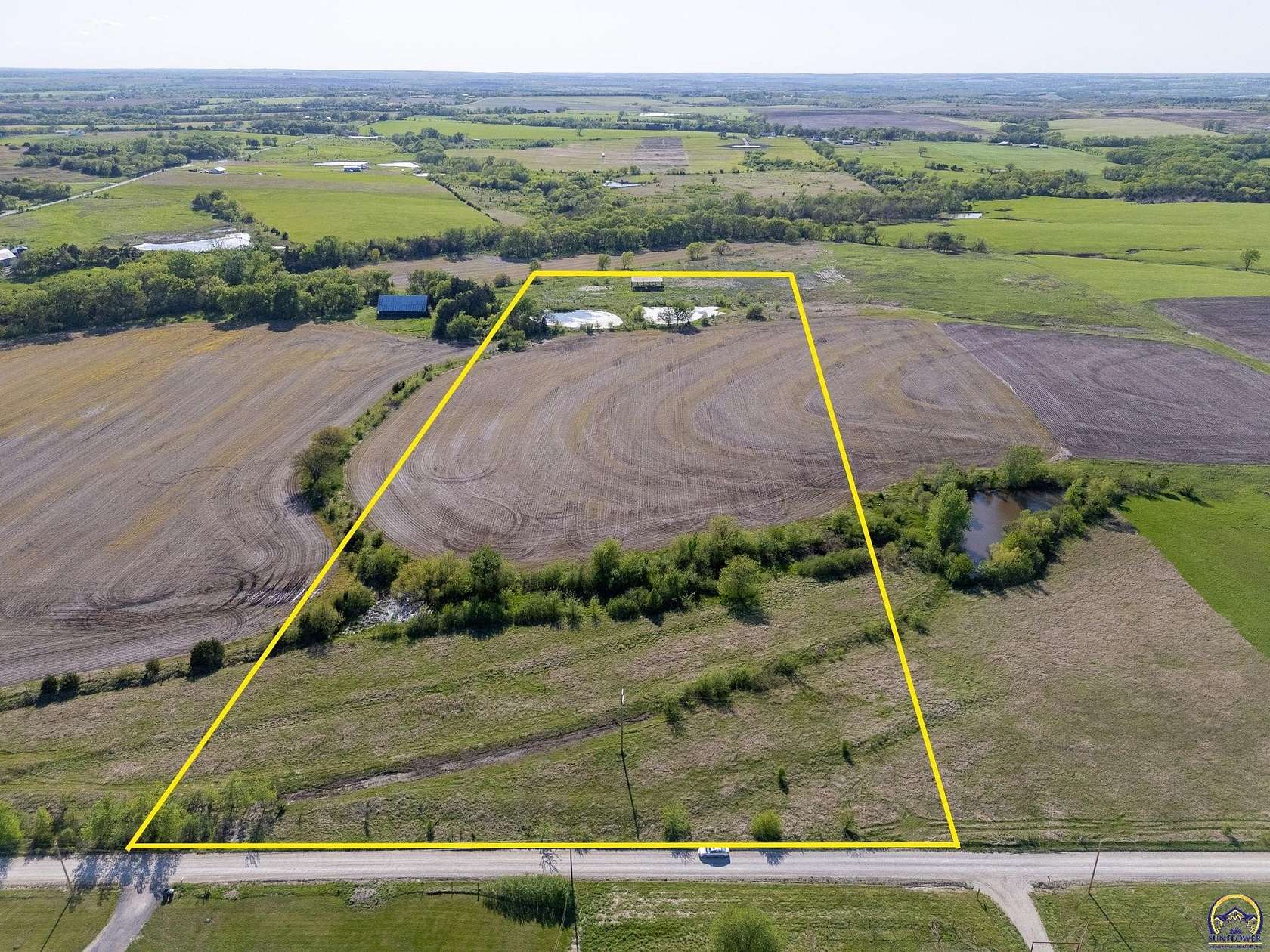 15.5 Acres of Land for Sale in Auburn, Kansas
