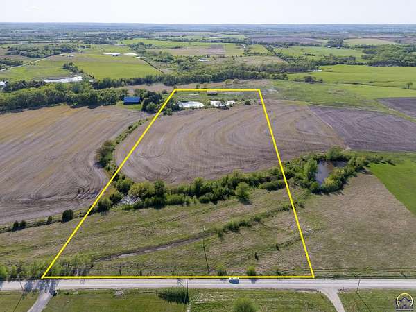 15.5 Acres of Land for Sale in Auburn, Kansas
