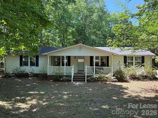 1.63 Acres of Land with Home for Lease in Fort Mill, South Carolina