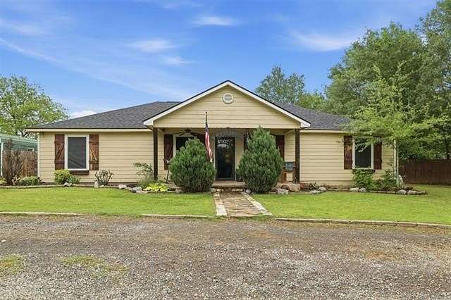 5 Acres of Land with Home for Sale in Bokchito, Oklahoma