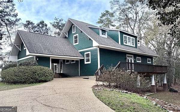 1.8 Acres of Land with Home for Sale in Georgetown, Georgia