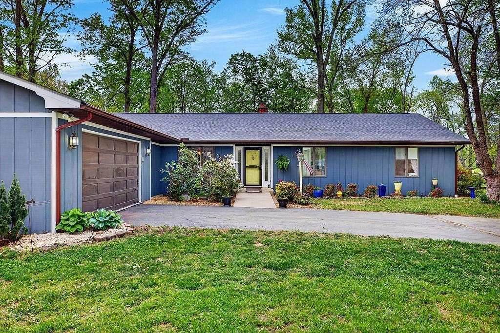 2 Acres of Land with Home for Sale in Waynesboro, Virginia