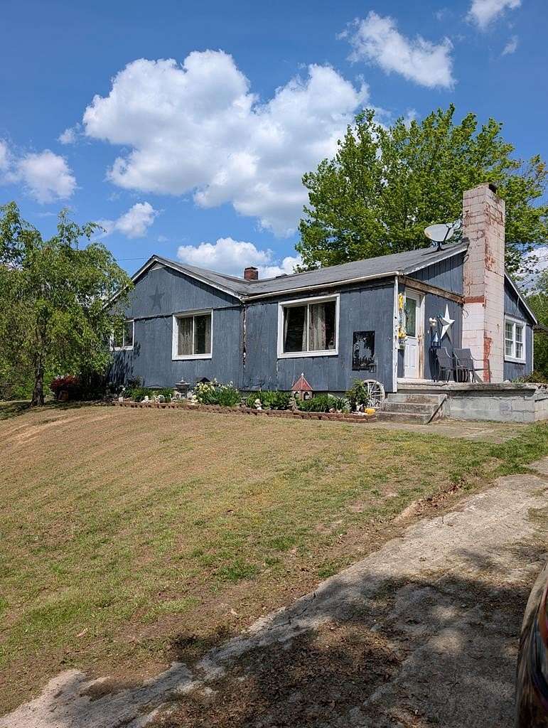 1.5 Acres of Land with Home for Sale in Wheelersburg, Ohio