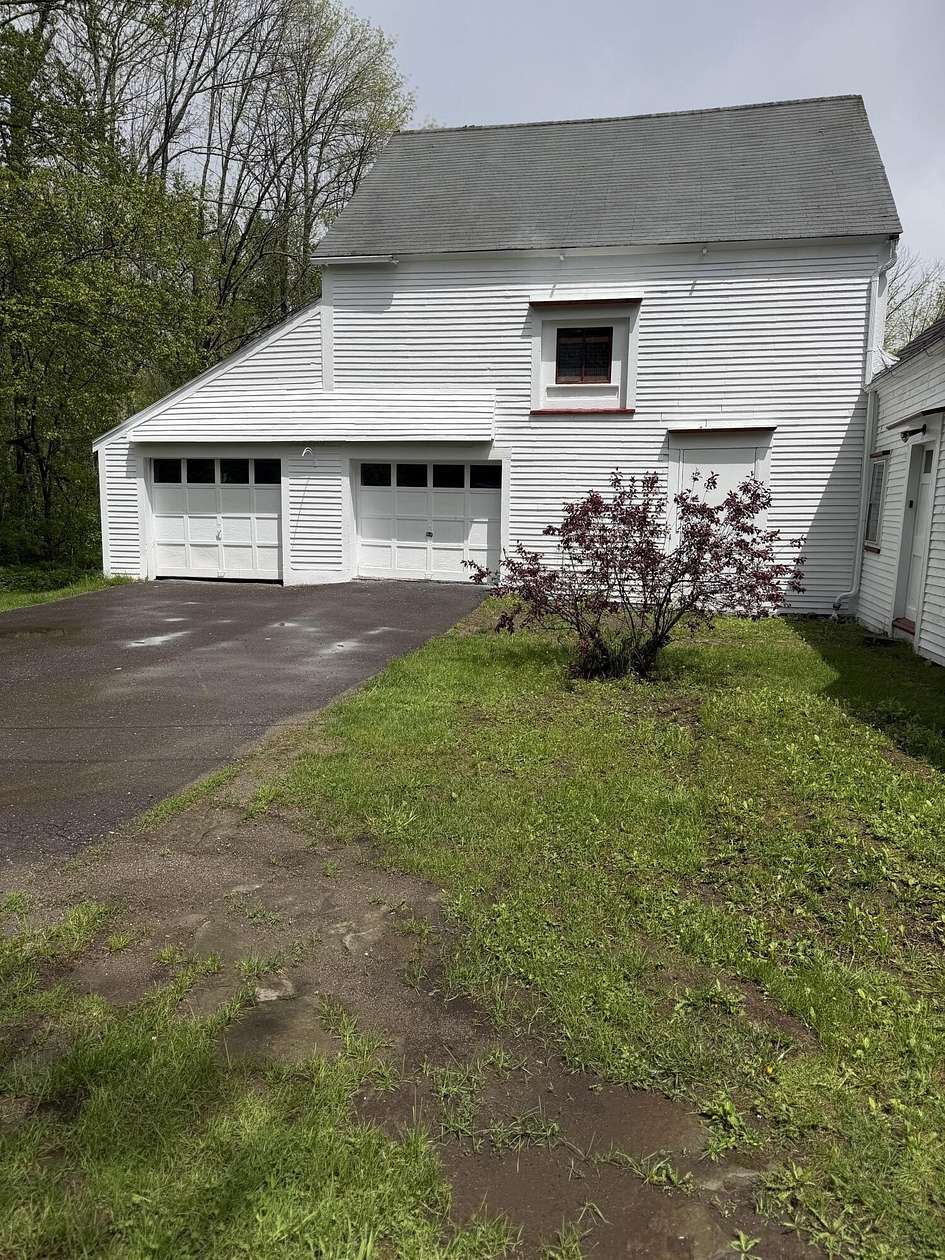 5.5 Acres of Land with Home for Sale in Waldoboro, Maine