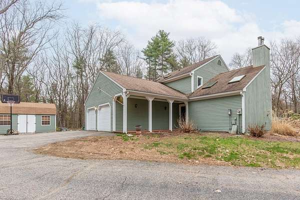 1.67 Acres of Land with Home for Sale in Amherst, New Hampshire