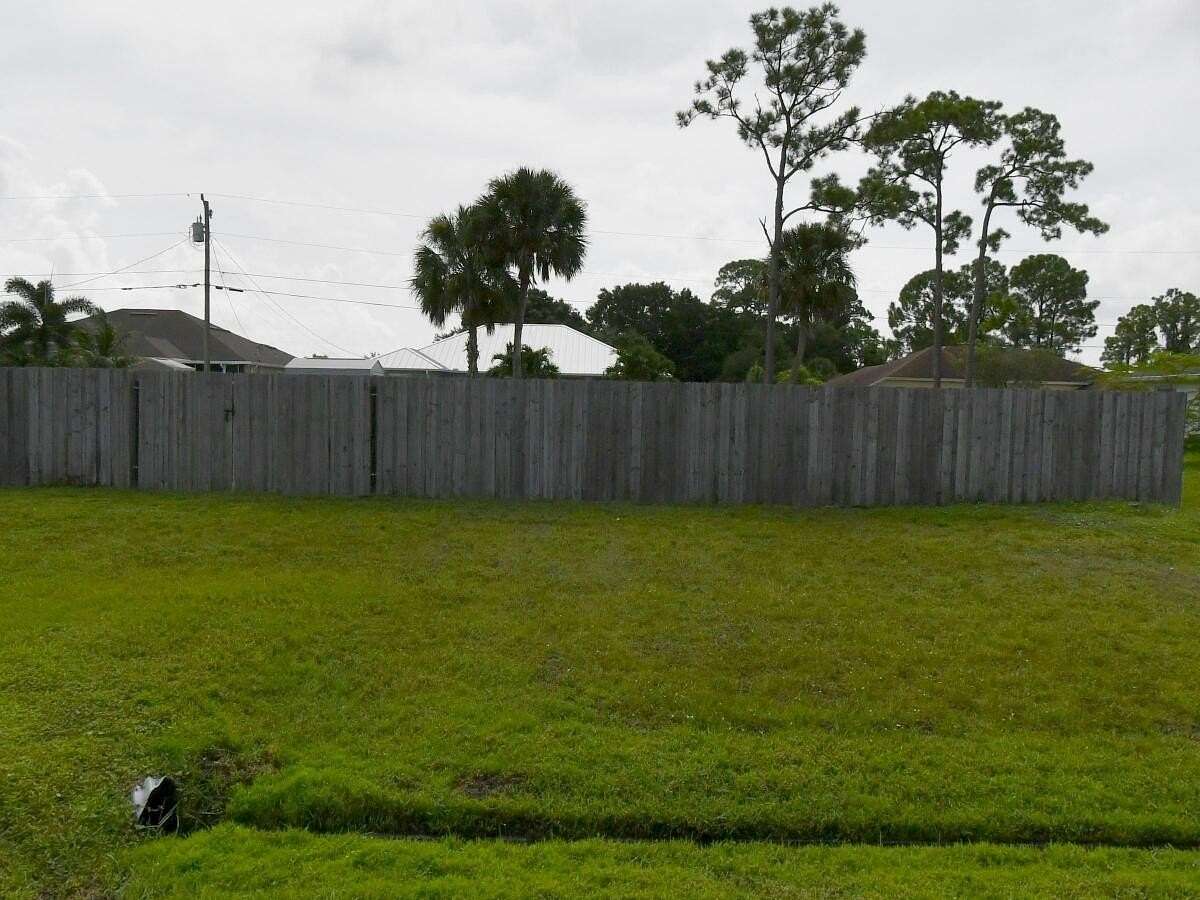 0.26 Acres of Residential Land for Sale in Port St. Lucie, Florida