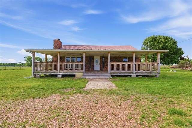 2 Acres of Land with Home for Sale in Henryetta, Oklahoma