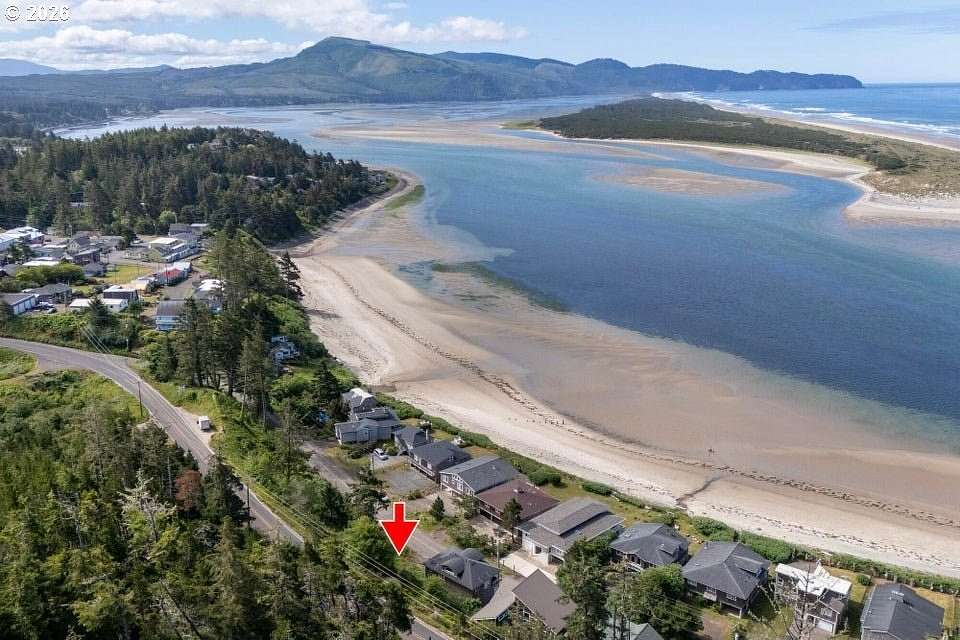 0.14 Acres of Residential Land for Sale in Tillamook, Oregon