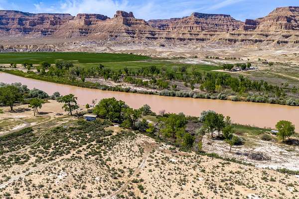 5 Acres of Residential Land for Sale in Green River, Utah