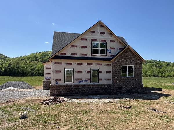 2 Acres of Land with Home for Sale in Woodbury, Tennessee