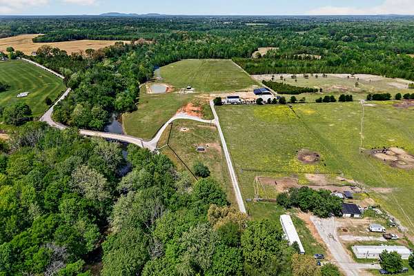 28.6 Acres of Land for Sale in McMinnville, Tennessee