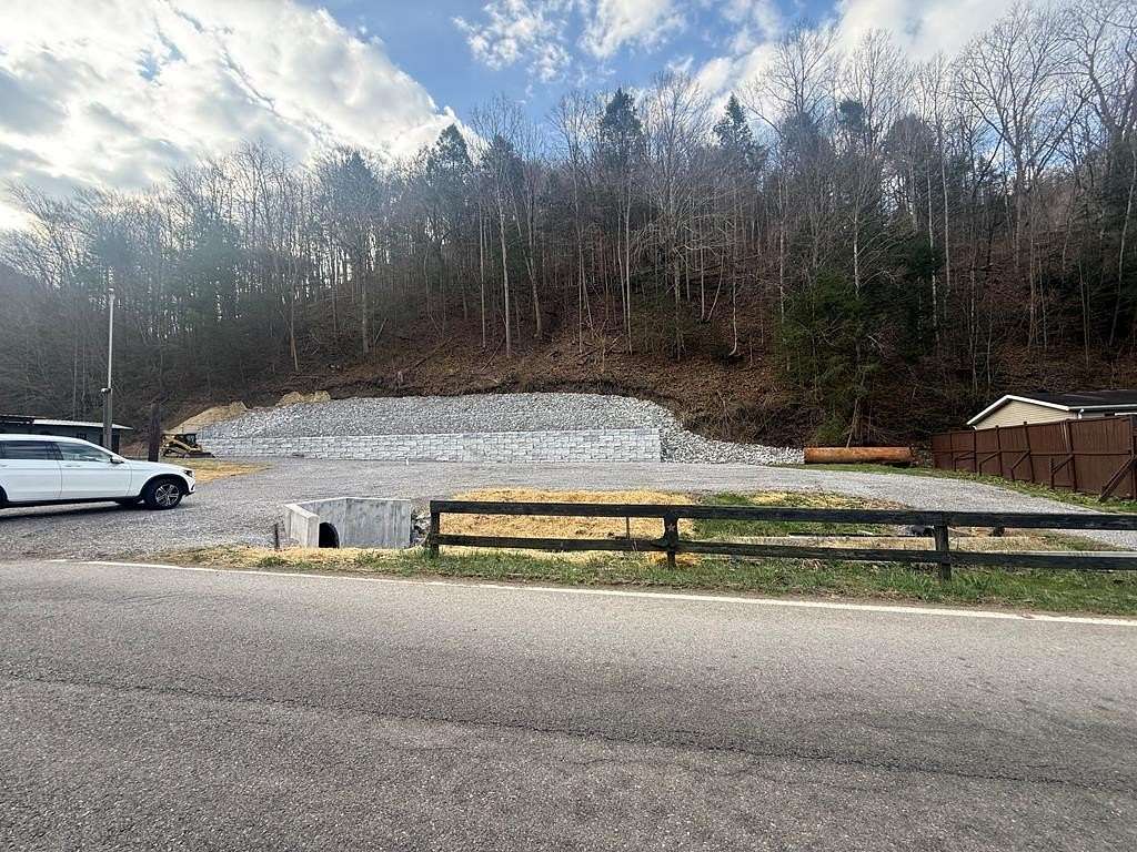 0.8 Acres of Residential Land for Sale in Virgie, Kentucky