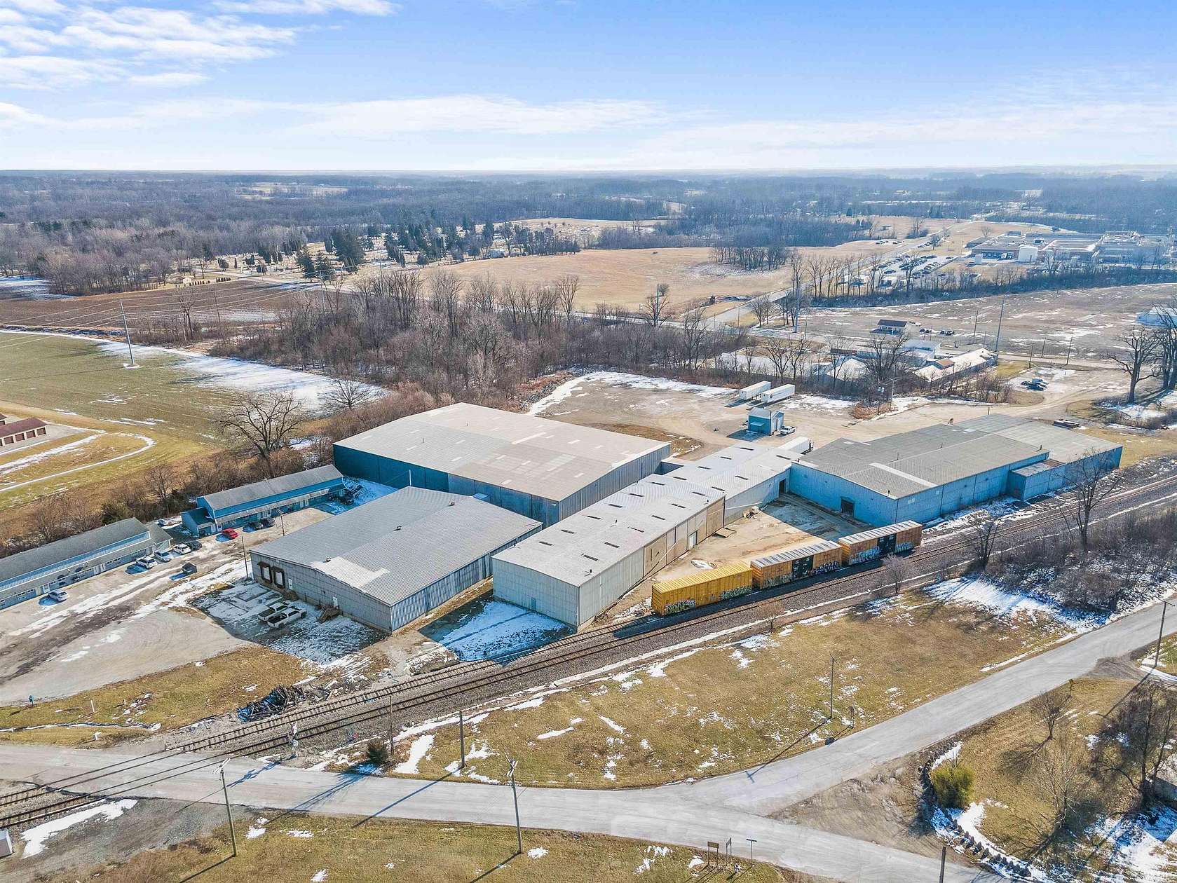 9.86 Acres of Mixed-Use Land for Sale in Hartford City, Indiana