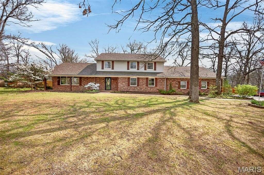 1.82 Acres of Land with Home for Sale in Lebanon, Missouri