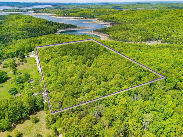 20 Acres of Recreational & Residential Land for Sale in Mountain Home, Arkansas