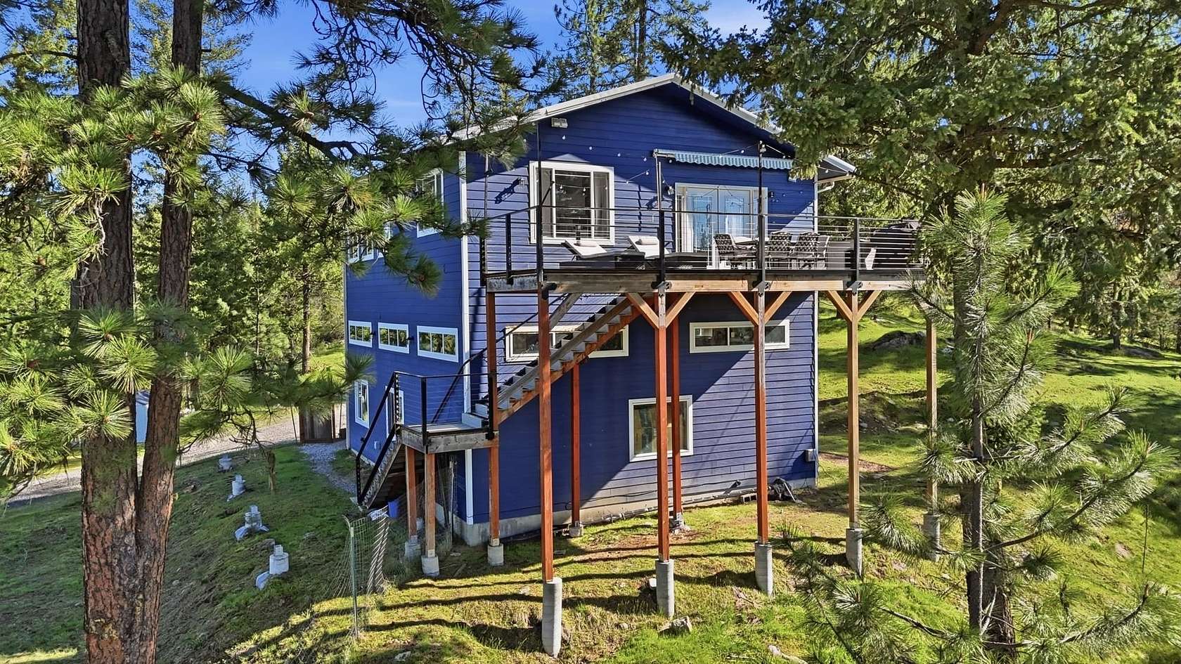 5 Acres of Land with Home for Sale in Newman Lake, Washington