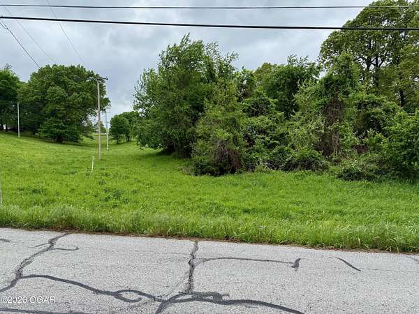 1 Acre of Residential Land for Sale in Neosho, Missouri