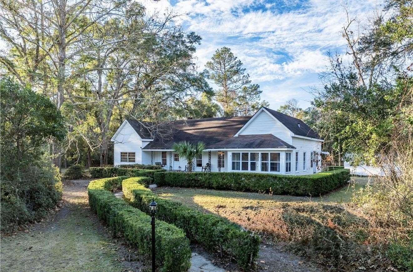 2.89 Acres of Improved Mixed-Use Land for Sale in Tallahassee, Florida