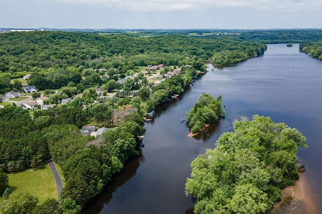 0.77 Acres of Land for Sale in Eau Claire, Wisconsin