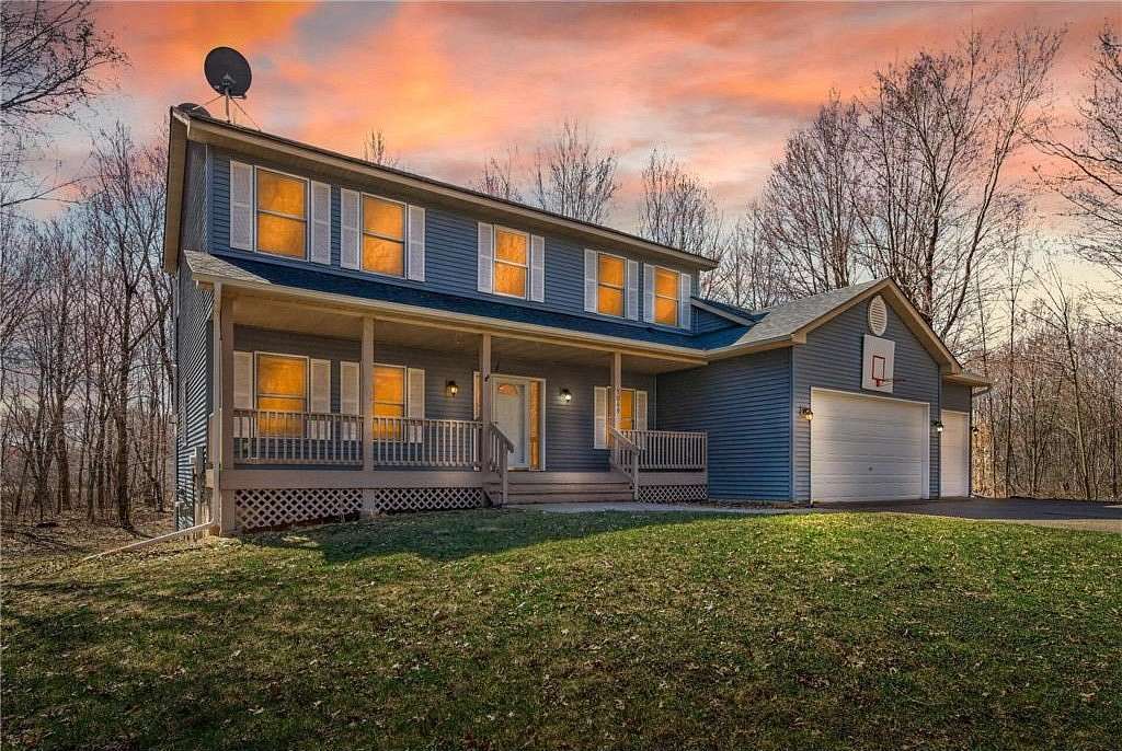 8 Acres of Land with Home for Sale in Stacy, Minnesota