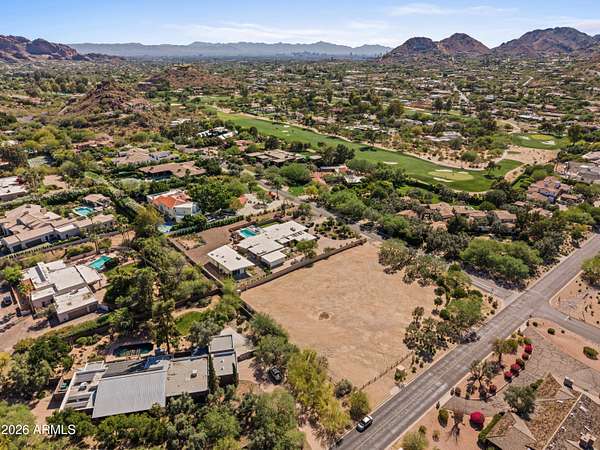 1 Acre of Residential Land for Sale in Paradise Valley, Arizona