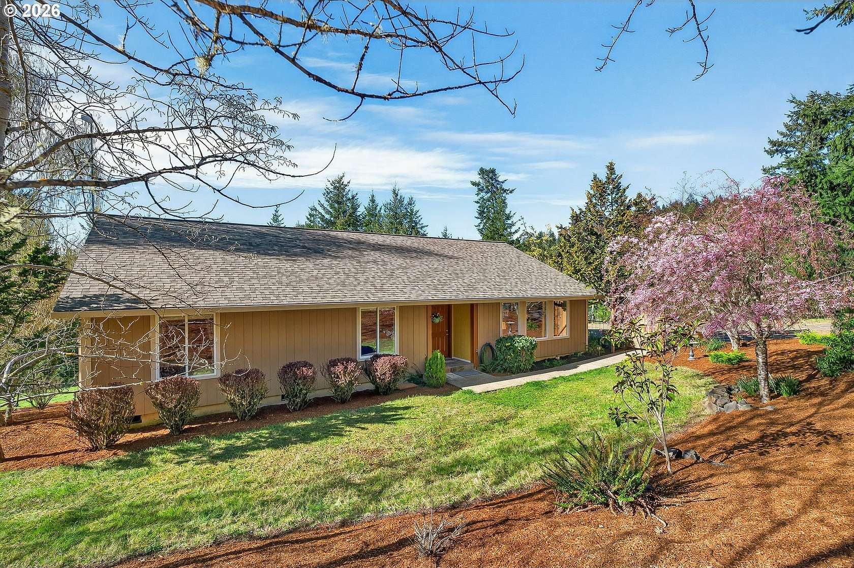 10.7 Acres of Recreational Land with Home for Sale in McMinnville, Oregon