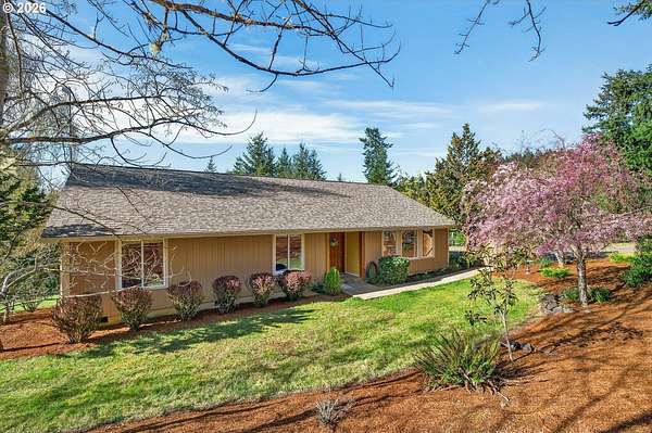 10.7 Acres of Recreational Land with Home for Sale in McMinnville, Oregon