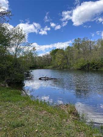 7.5 Acres of Residential Land for Sale in Edwardsville, Illinois