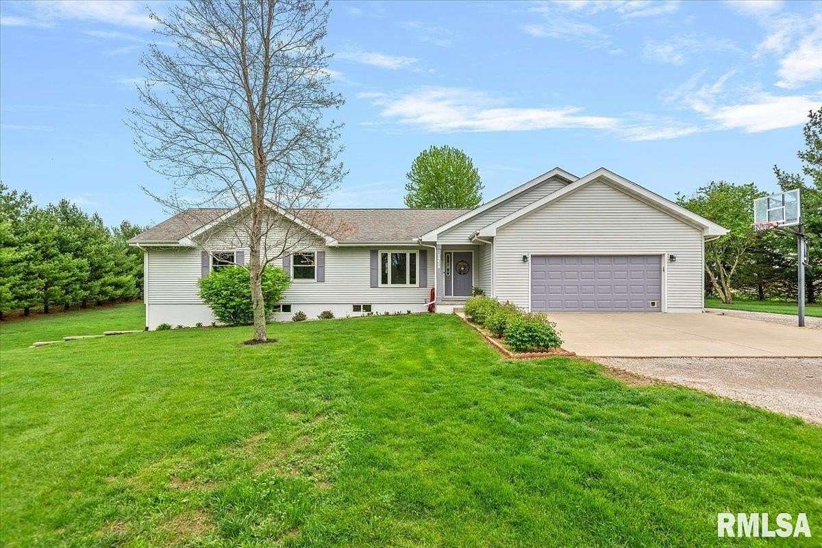 2.8 Acres of Land with Home for Sale in Petersburg, Illinois