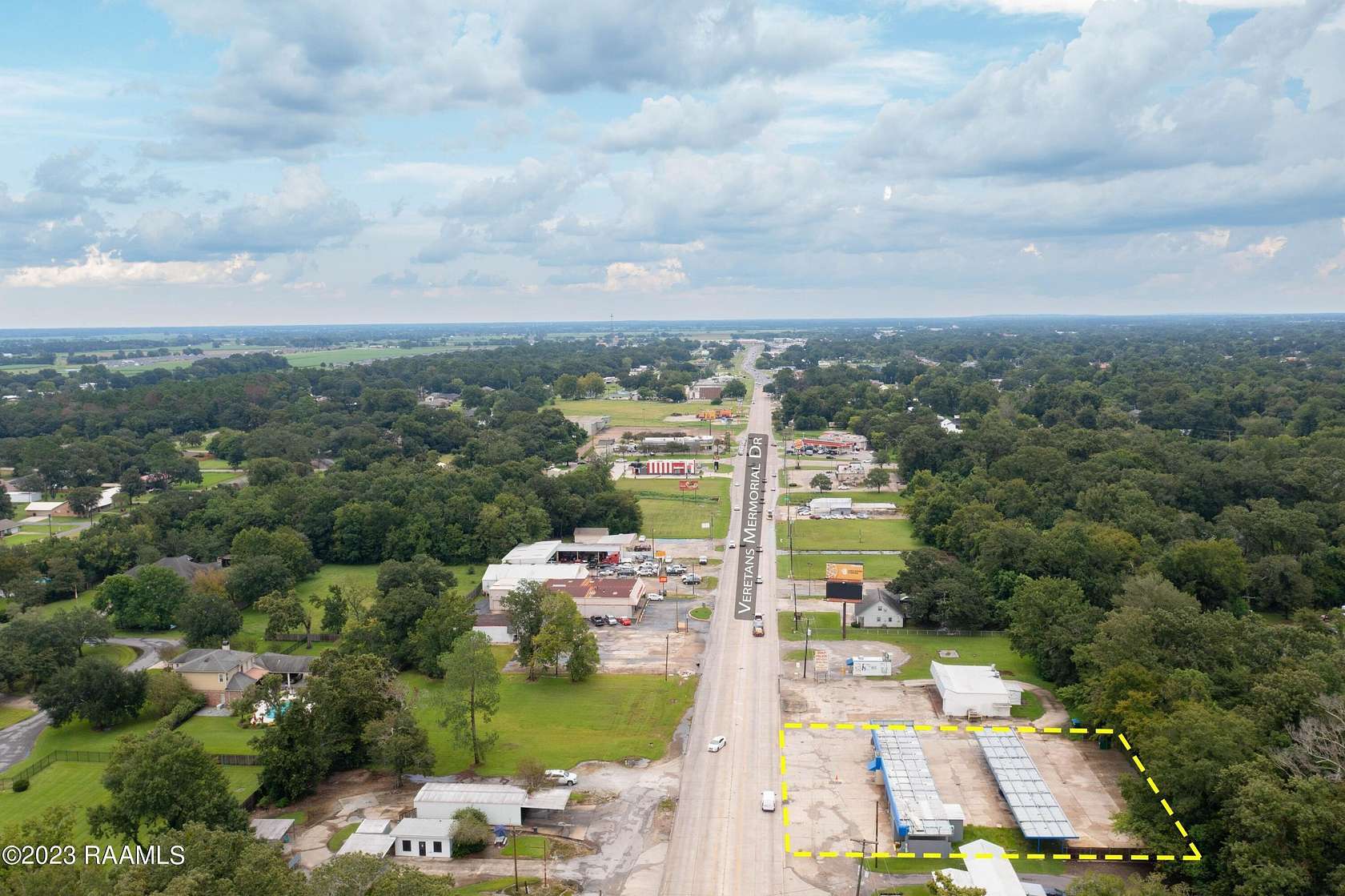0.48 Acres of Commercial Land for Sale in Abbeville, Louisiana