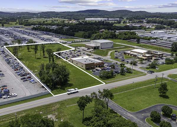 3.79 Acres of Commercial Land for Sale in Lebanon, Tennessee