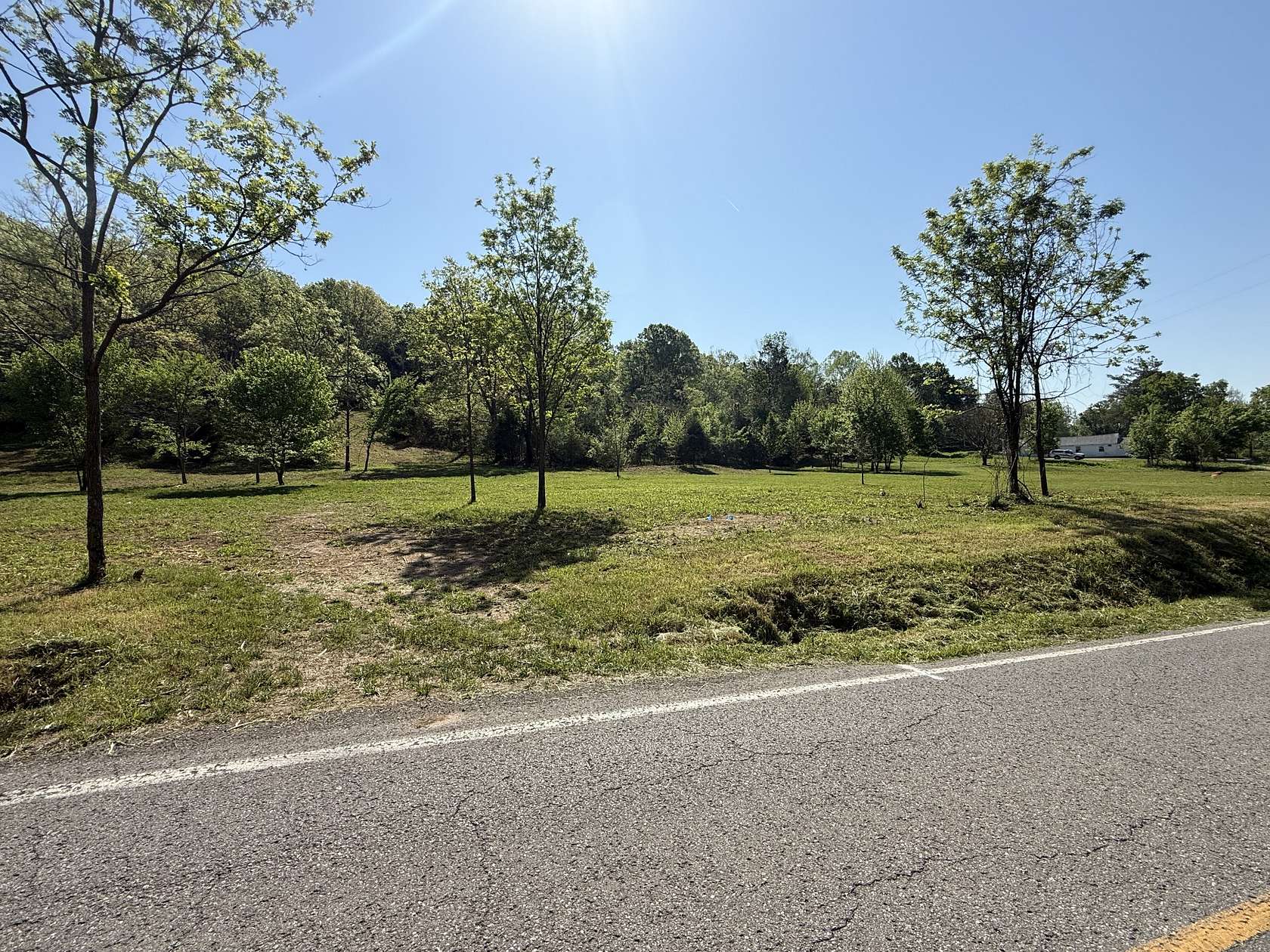 4.43 Acres of Residential Land for Sale in Bethpage, Tennessee