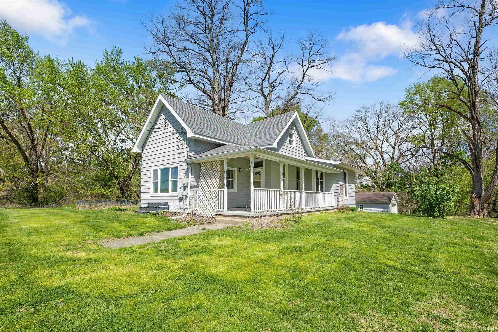 1.6 Acres of Land with Home for Sale in Huntington, Indiana