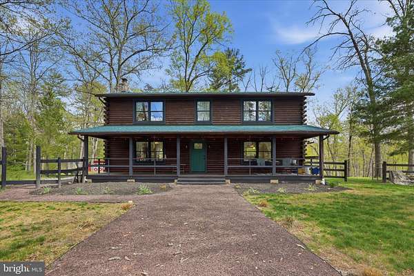 3.72 Acres of Land with Home for Sale in Fort Valley, Virginia