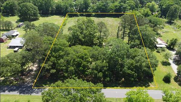 3 Acres of Residential Land for Sale in Zachary, Louisiana