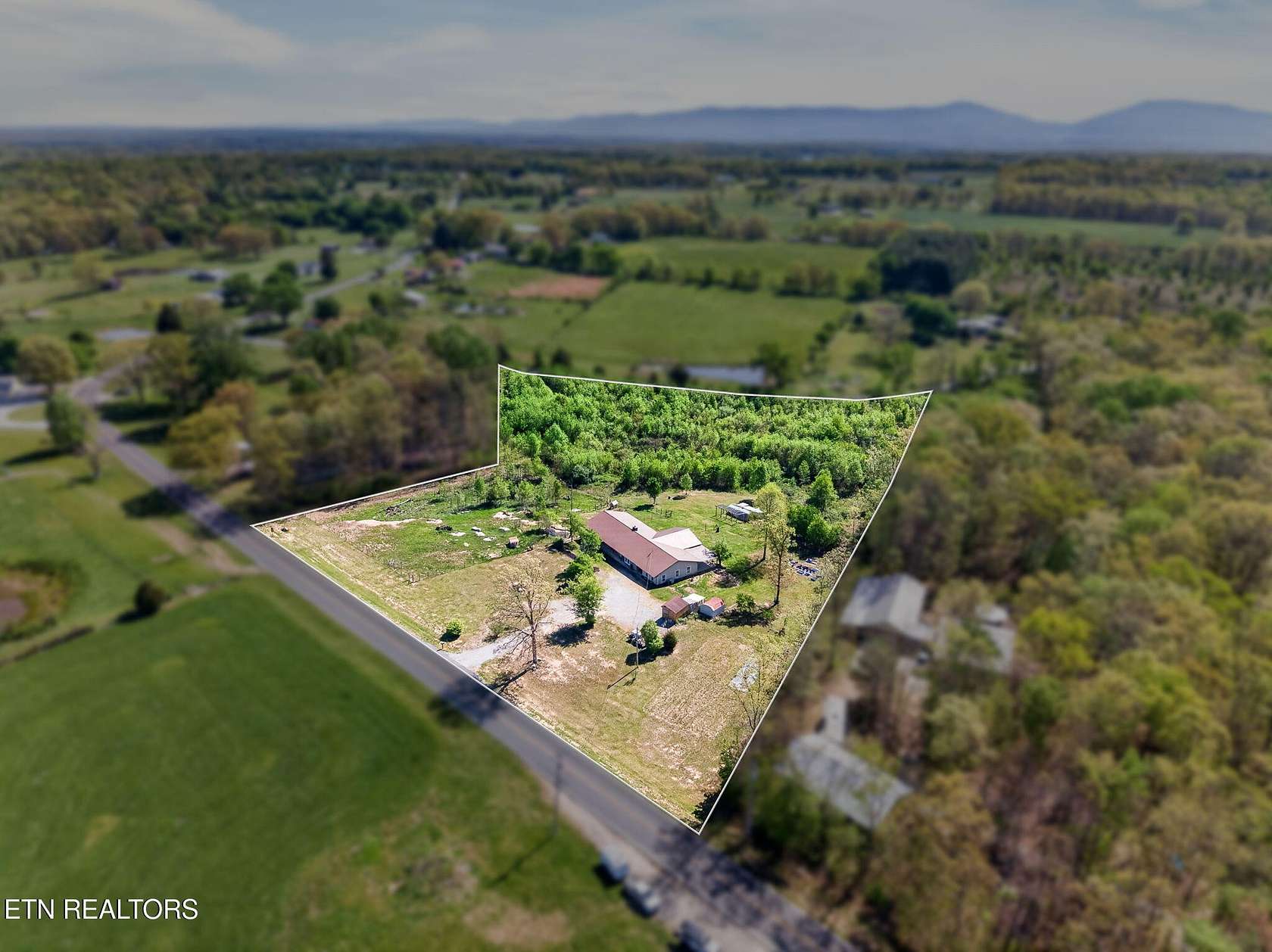 5 Acres of Land with Home for Sale in Crossville, Tennessee