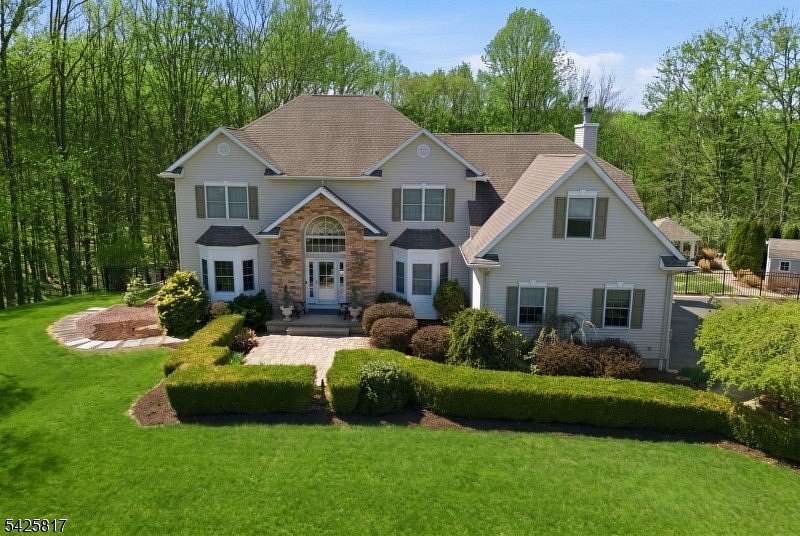 3 Acres of Land with Home for Sale in Fredon Township, New Jersey