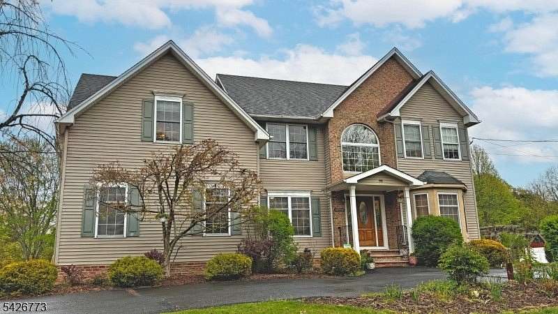 1.73 Acres of Land with Home for Sale in Warren Township, New Jersey