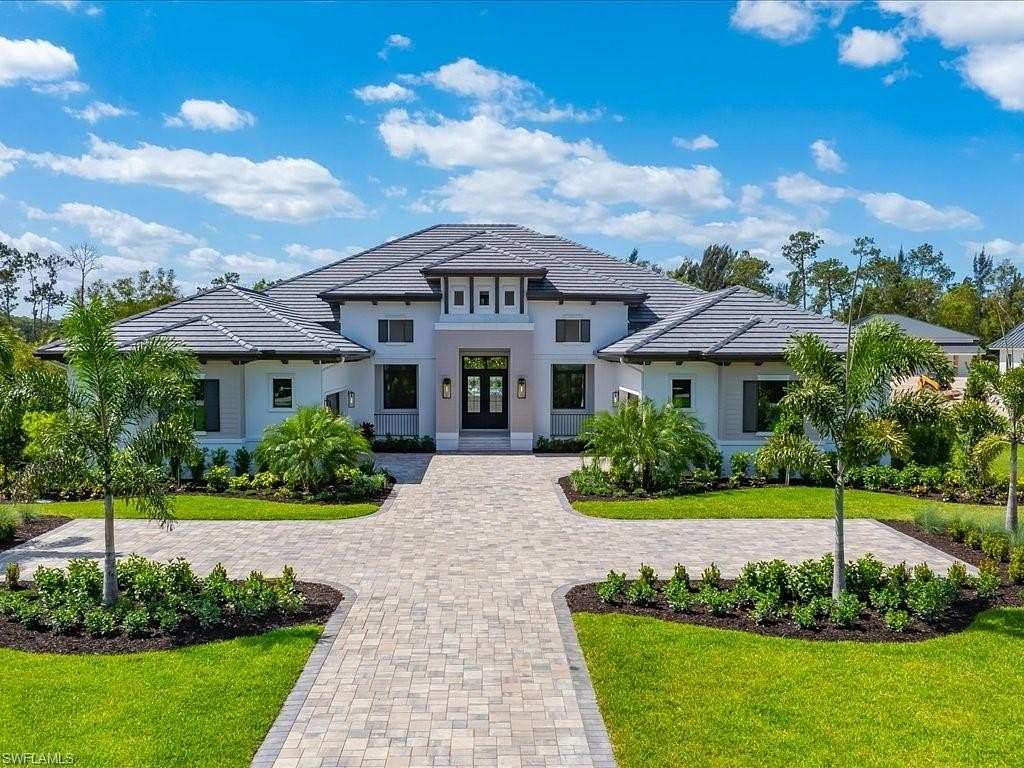 2.5 Acres of Land with Home for Sale in Naples, Florida